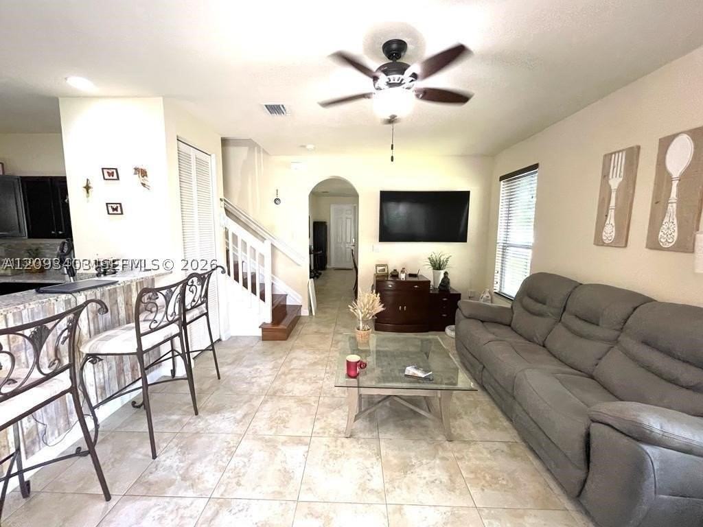 17030 Sw 95th Ter #17030 - Photo 4 of 41