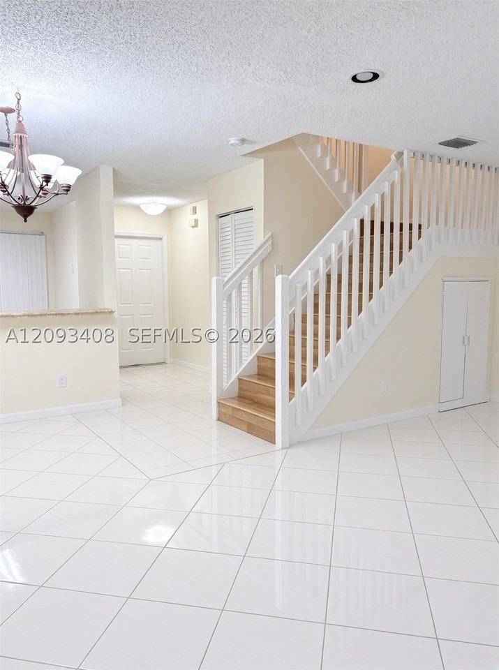 20844 Nw 2nd St - Photo 6 of 23