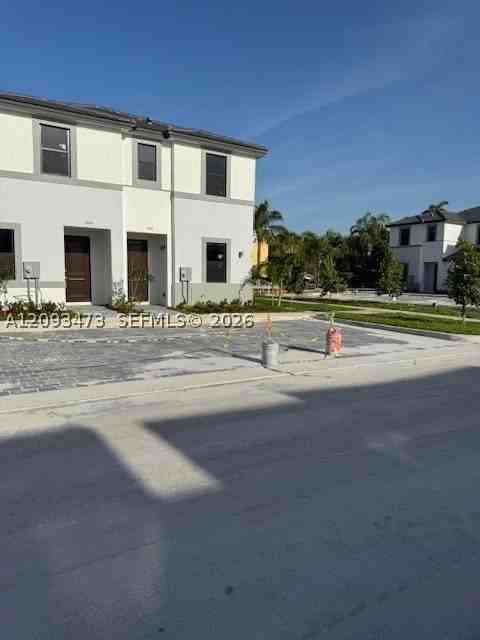 1037 Nw 1st Ave #1037D - Photo 2 of 20