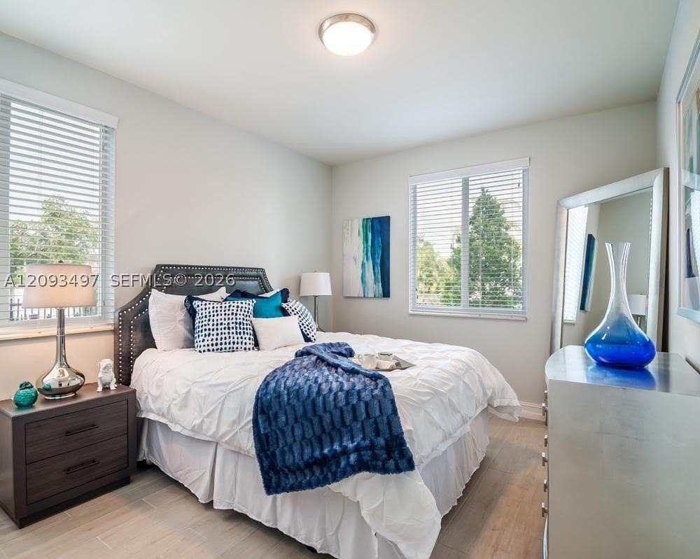 833 Sw 13th Ct #103 - Photo 5 of 11