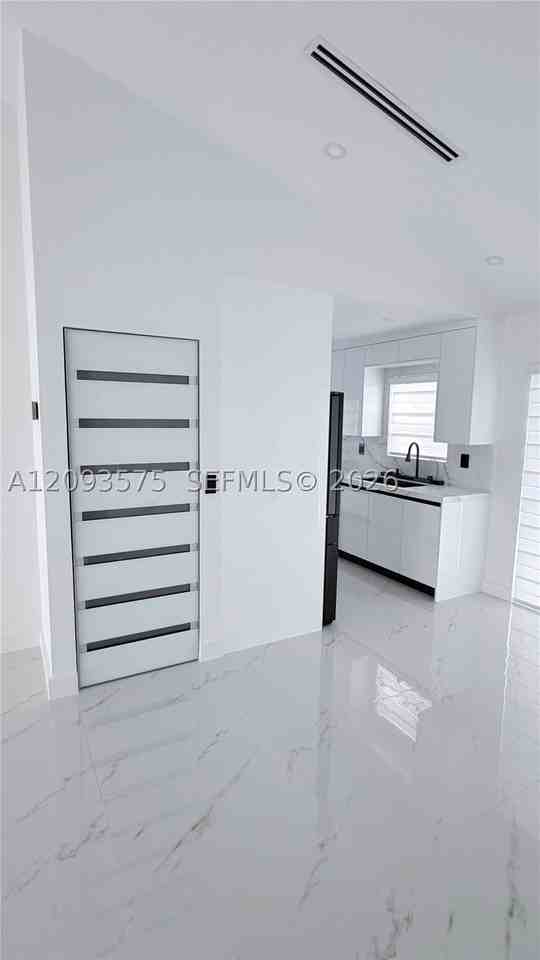 20726 Sw 105th Ave #1 - Photo 7 of 16