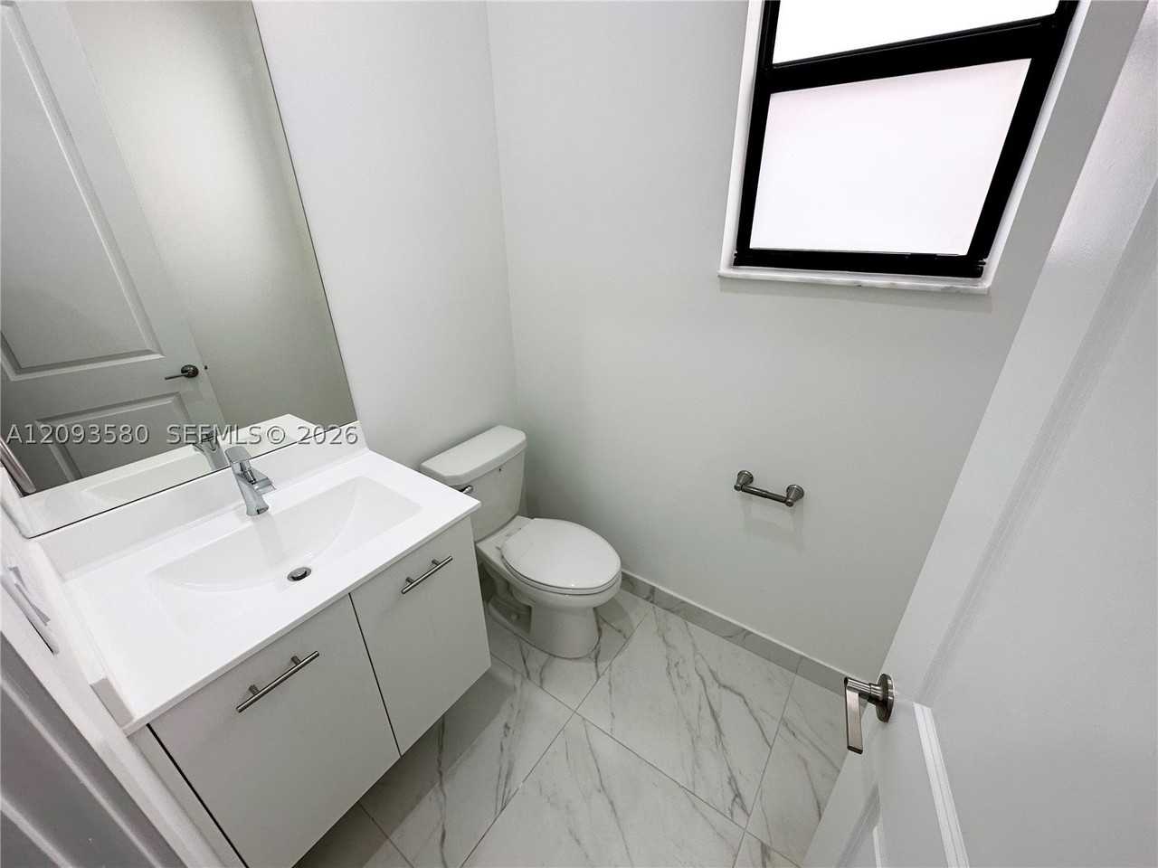 17394 Sw 46th St - Photo 4 of 21