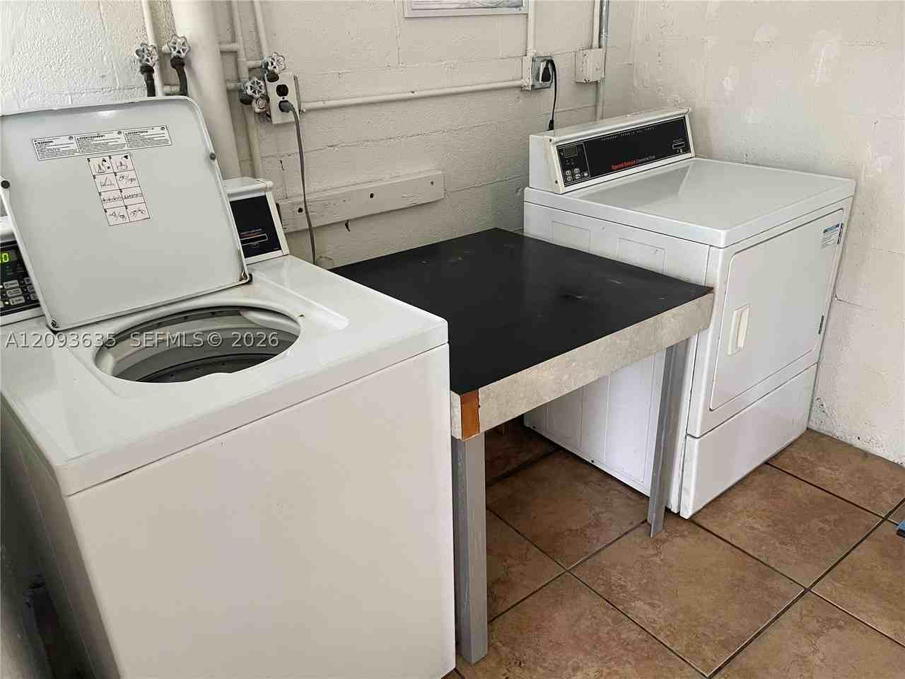 130 Ne 202nd Ter #S4 - Photo 4 of 5