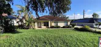 10037 Crenshaw Cir - Photo 1 of 1