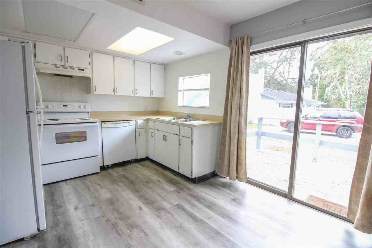 1533 King Ave - Photo 5 of 12