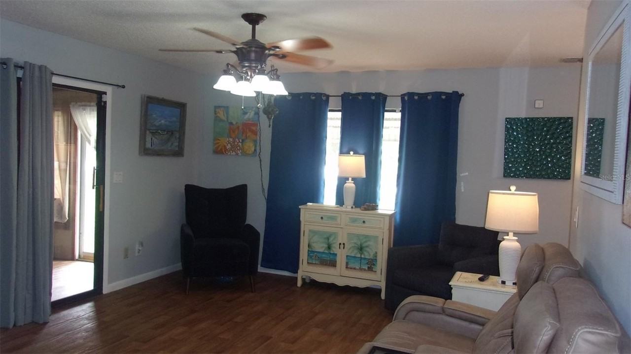 10043 Sw 89th Ct - Photo 3 of 32