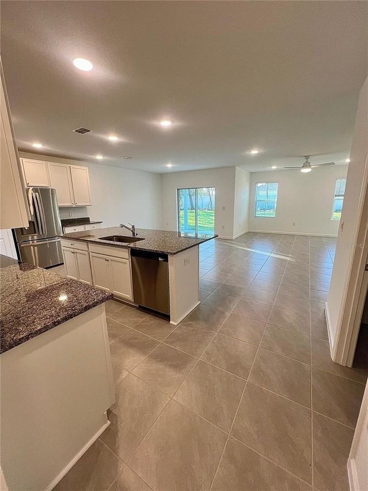 2407 Sw 165th Street Rd - Photo 6 of 50
