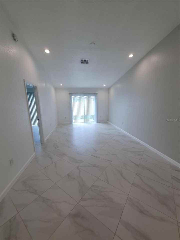1883 Orange Boulevard Way - Photo 5 of 9