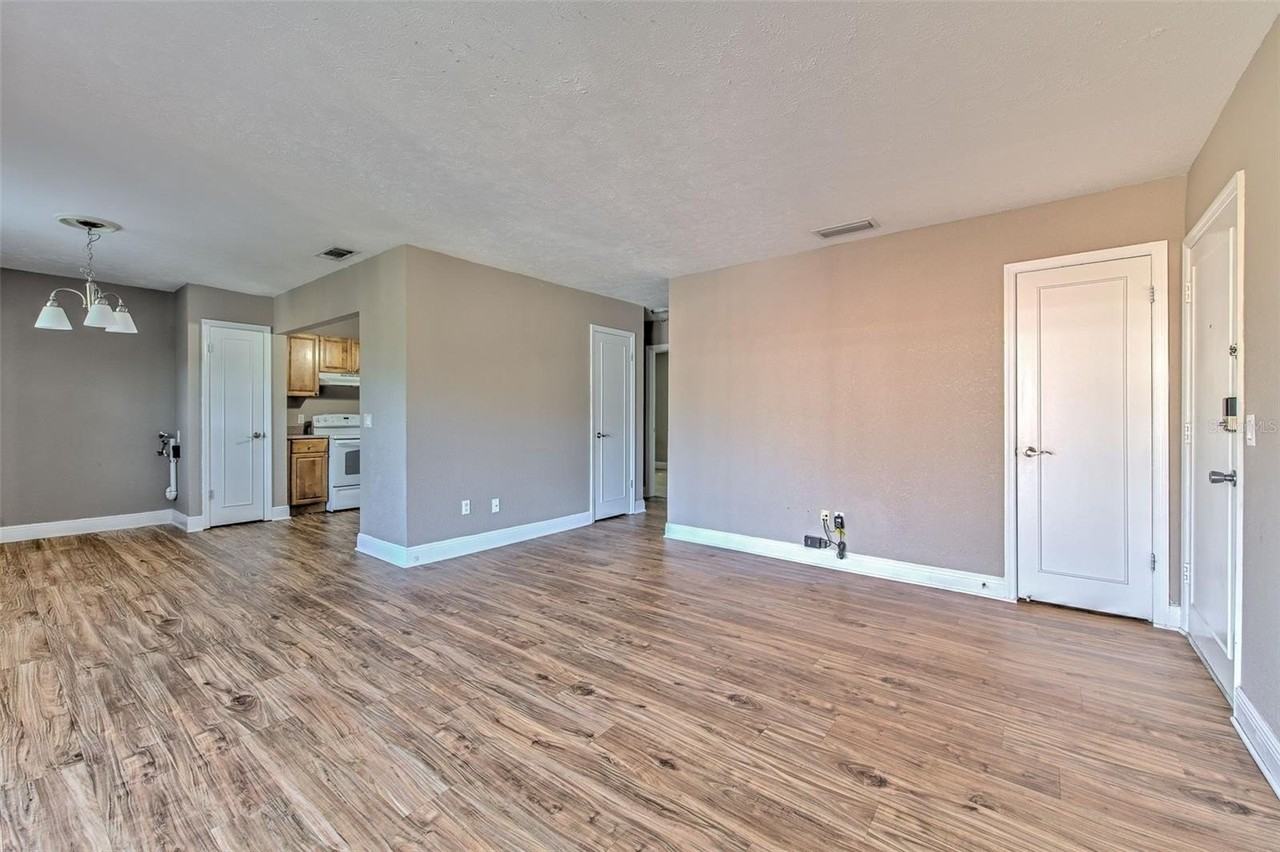 13828 Orange Sunset Dr #201 - Photo 6 of 30