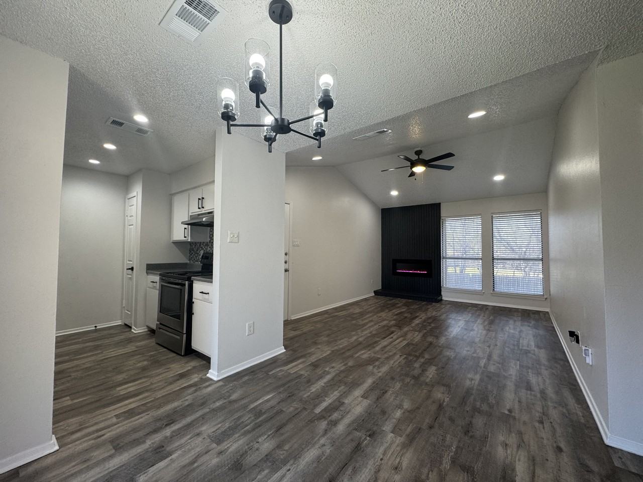 2309 Berkeley Avenue #4112 - Photo 2 of 5
