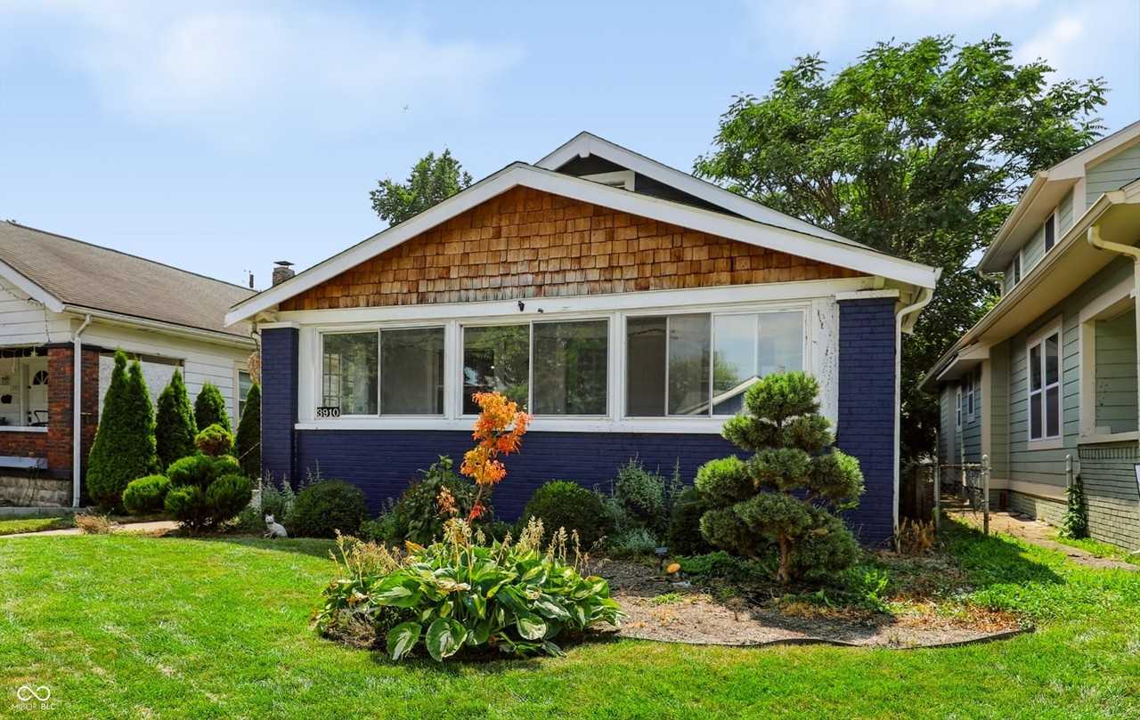 3910 N Kenwood Ave - Photo 2 of 50