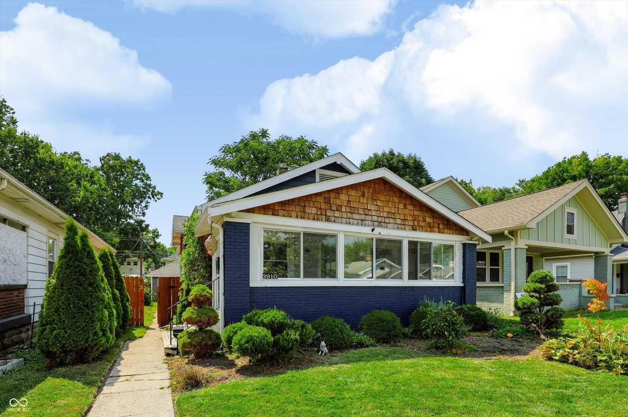 3910 N Kenwood Ave - Photo 3 of 50