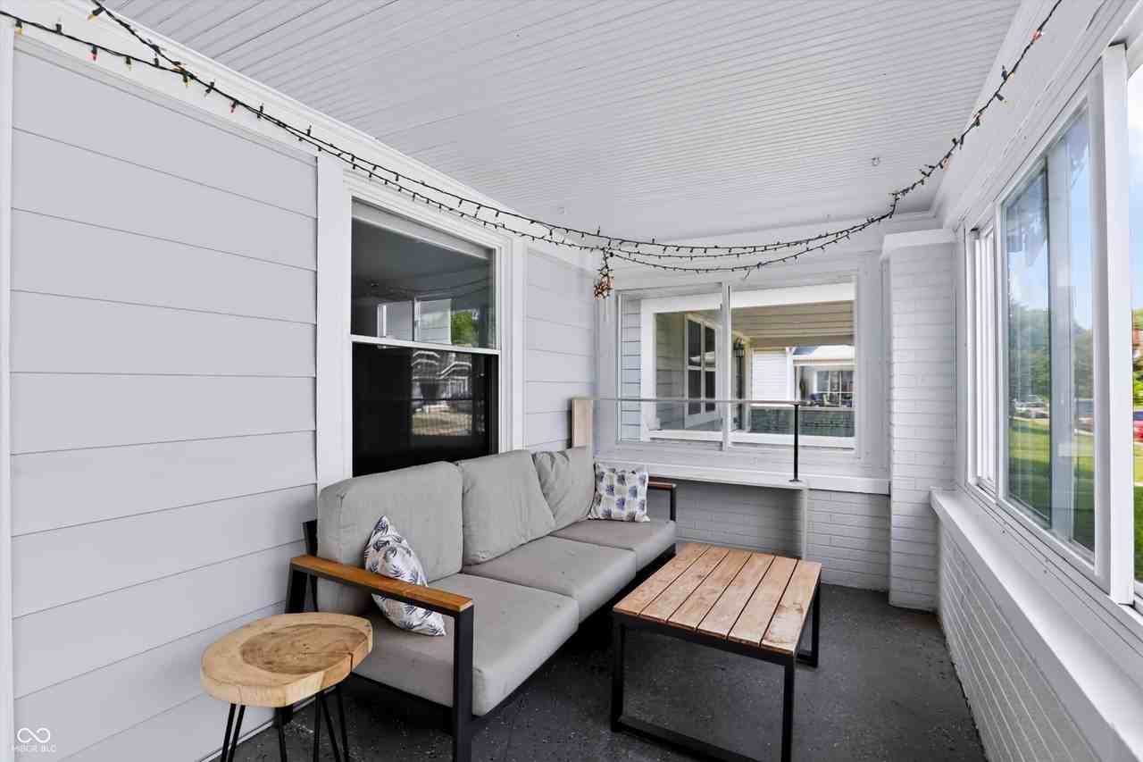 3910 N Kenwood Ave - Photo 6 of 50