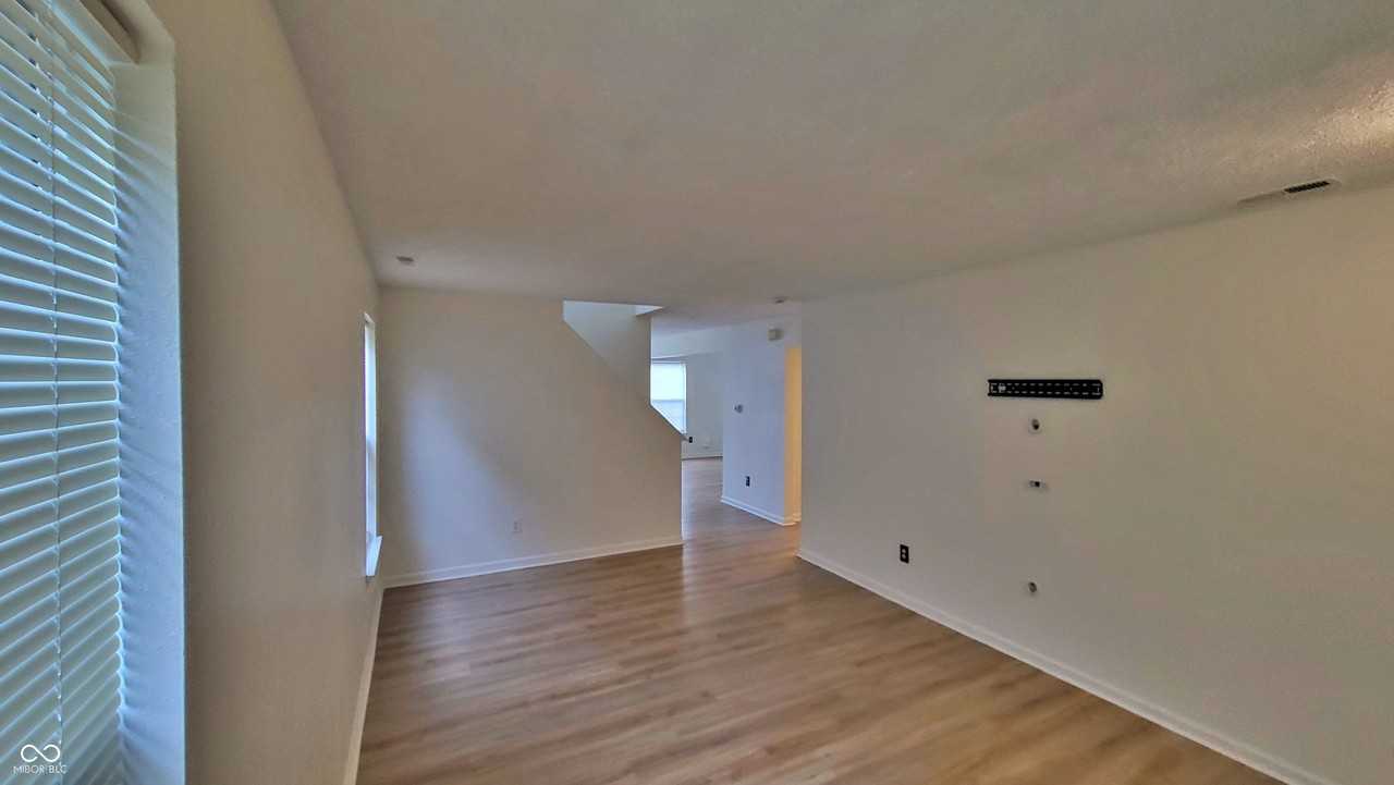 11329 Smoothbark Dr - Photo 3 of 28