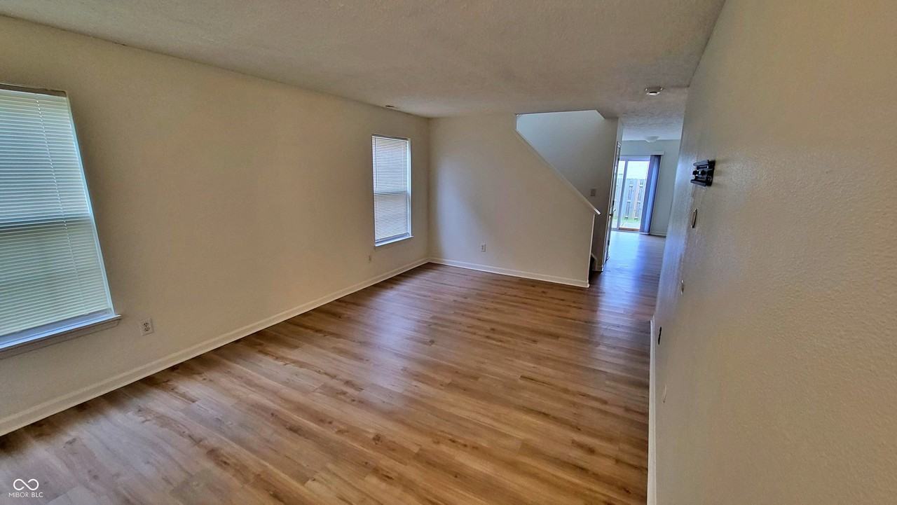 11329 Smoothbark Dr - Photo 5 of 28