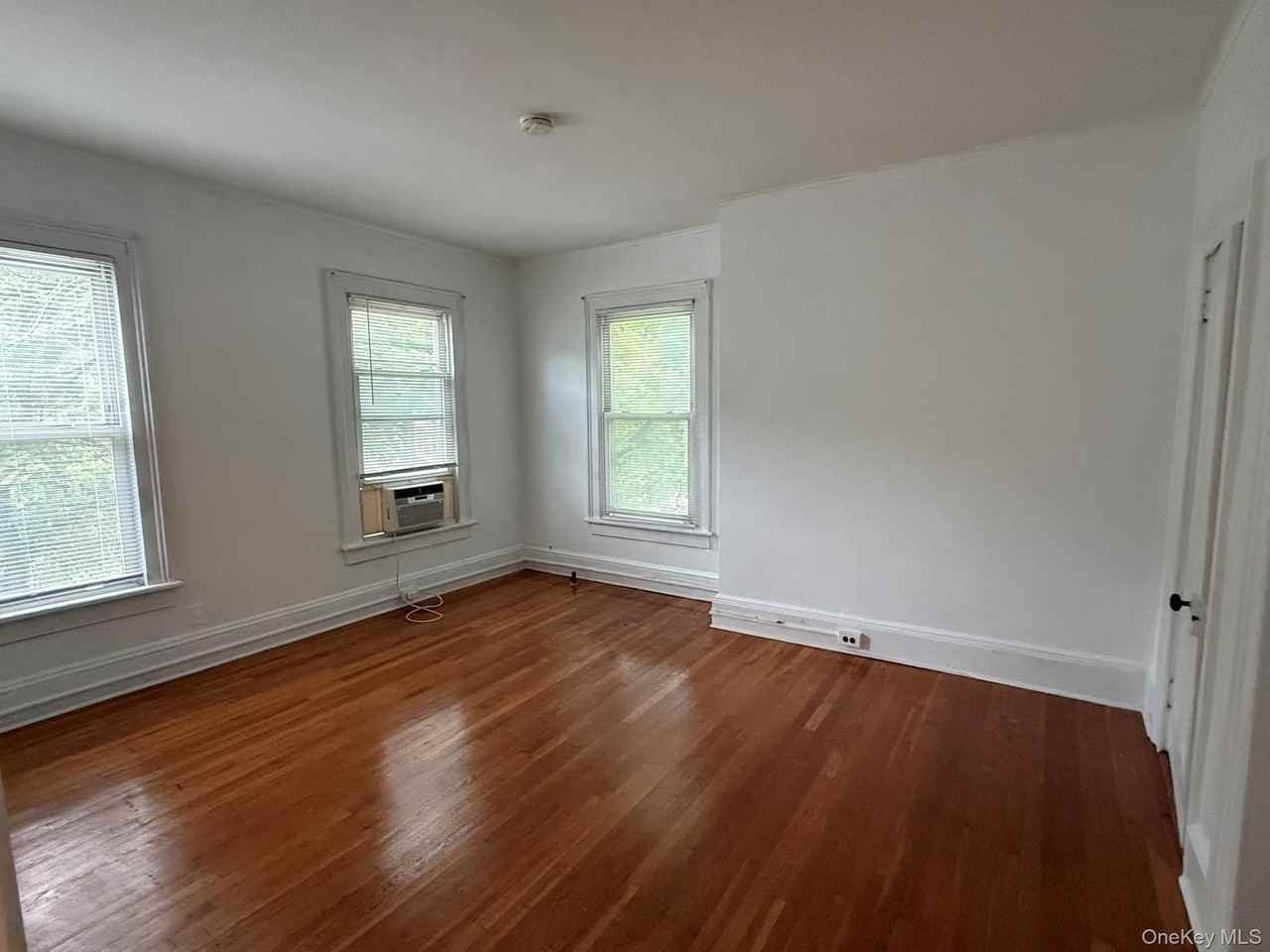 297 Main St #2 - Photo 4 of 11