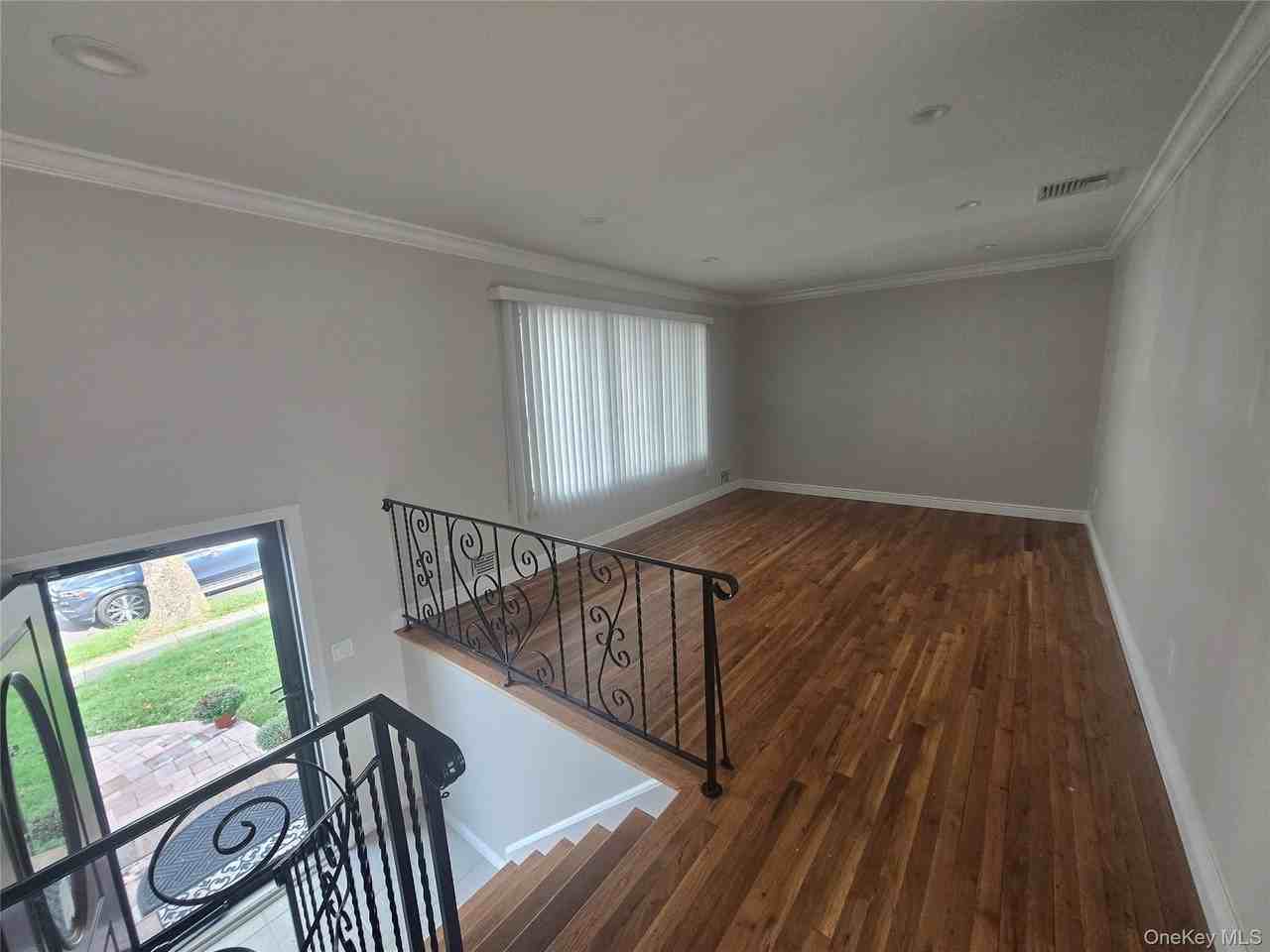 25 Ripley Dr - Photo 4 of 16