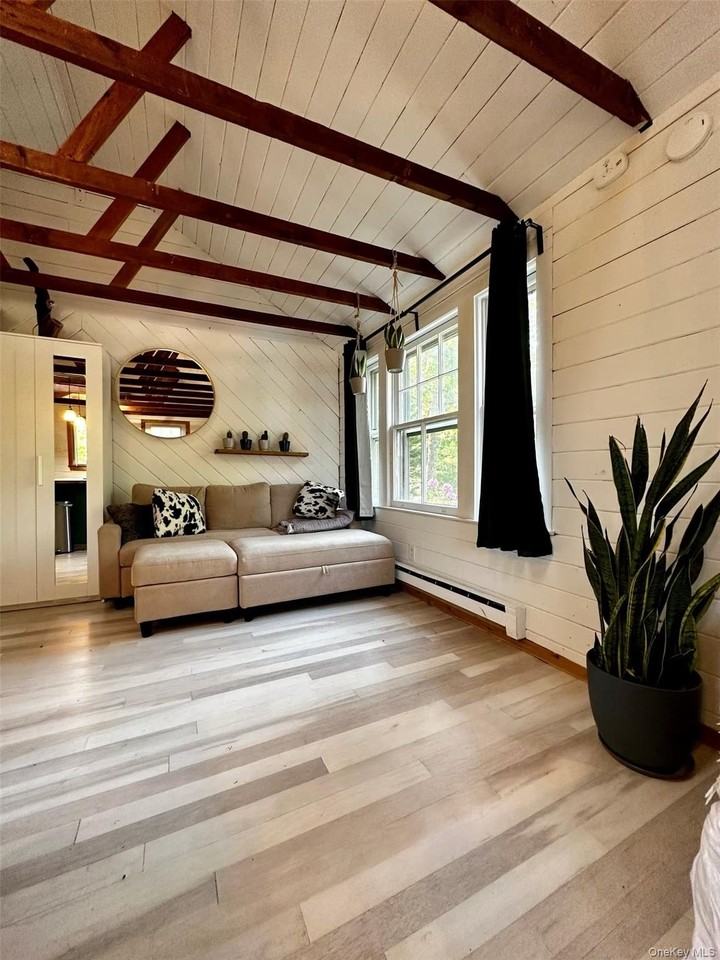 332 Canoe Place Rd - Photo 5 of 13