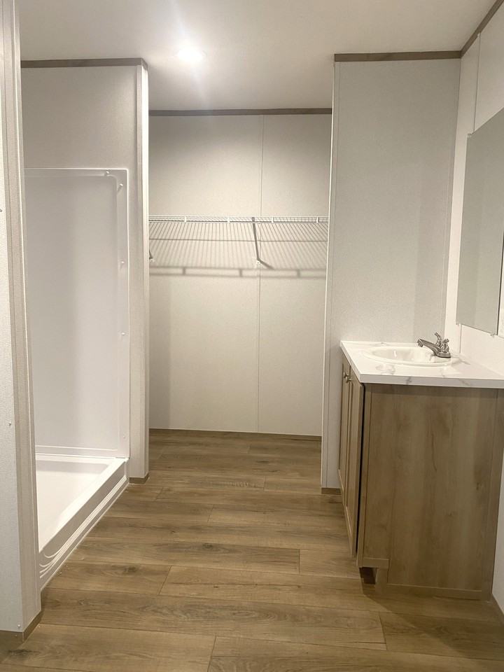 542 Canterbury Ct #1 - Photo 7 of 13