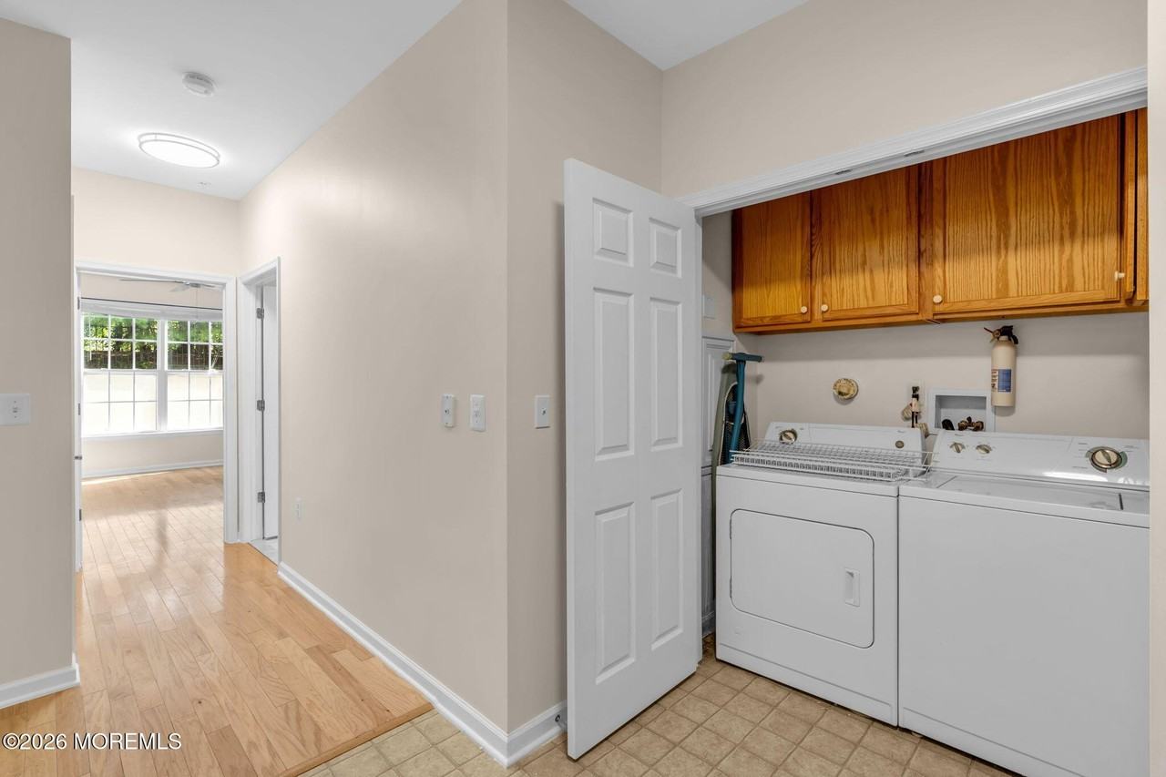 313 Sophee Ln - Photo 7 of 12