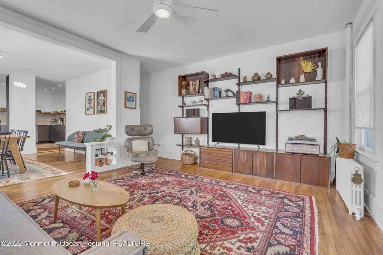 1032 2nd Ave - Photo 7 of 50