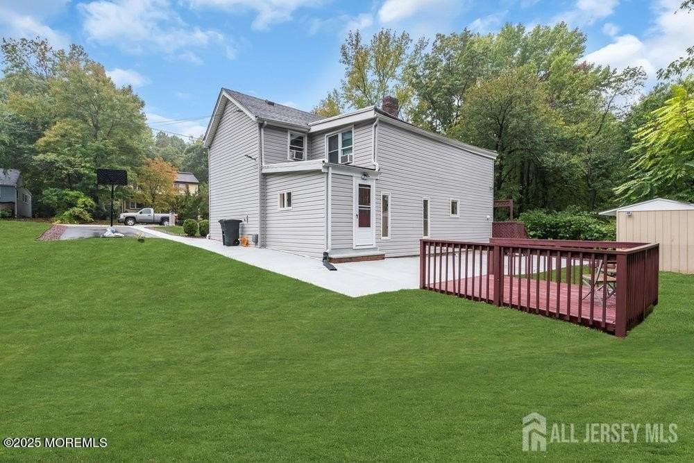 13 Smiths Ln - Photo 3 of 21