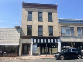 featured image of 16 Monmouth St