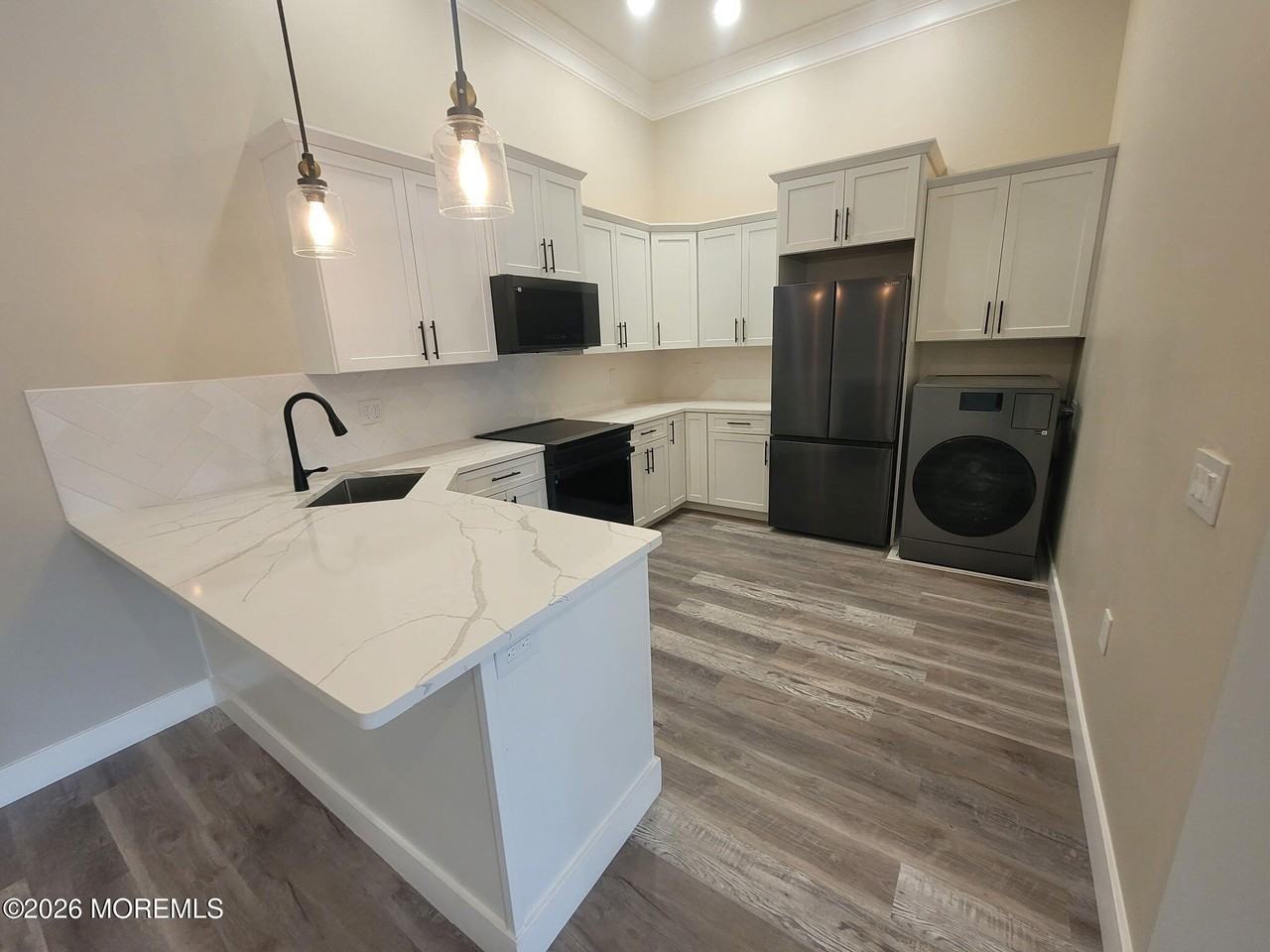 16 Monmouth St - Photo 5 of 10