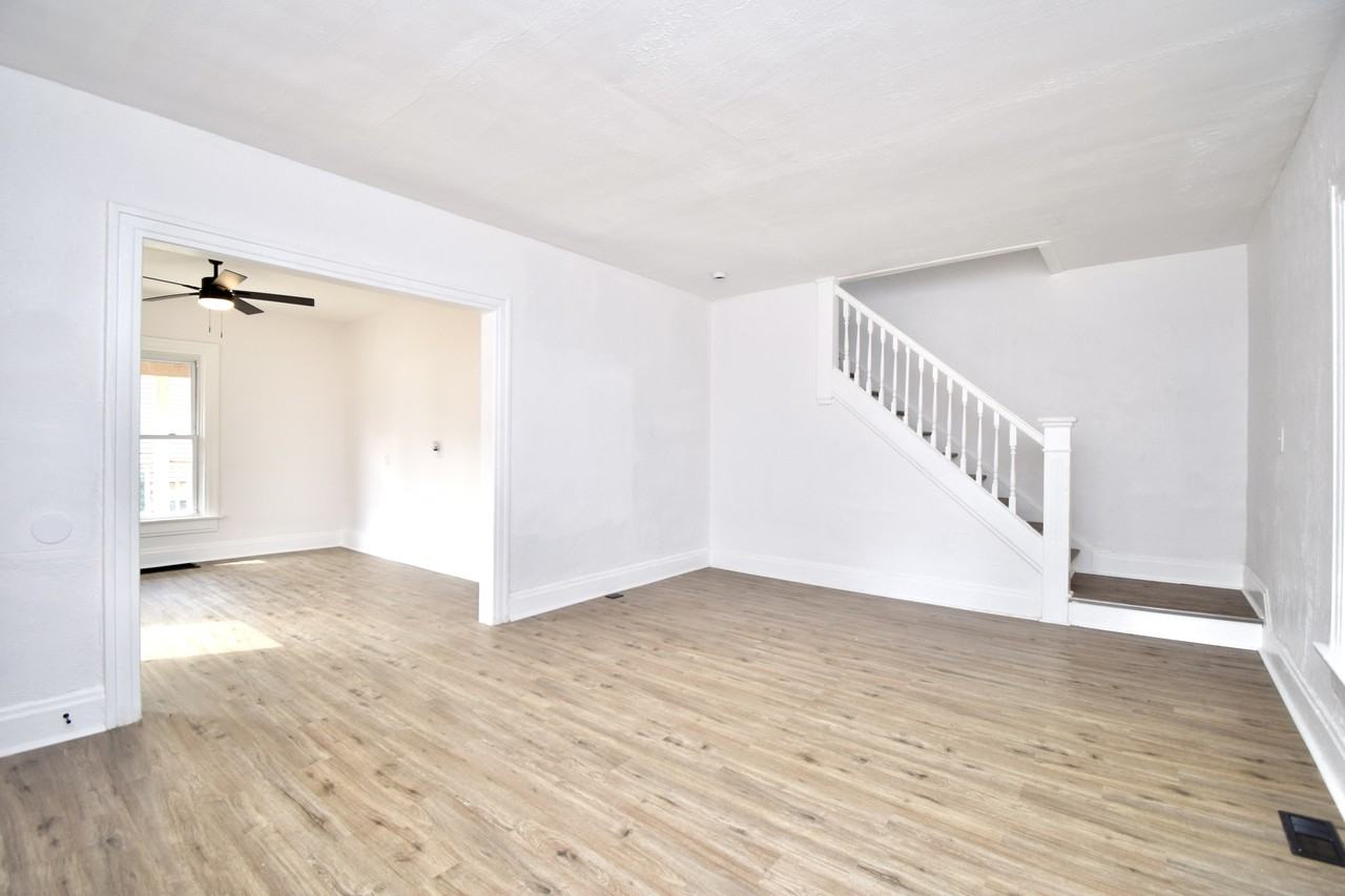 1011 Epworth Ave #1 - Photo 4 of 29