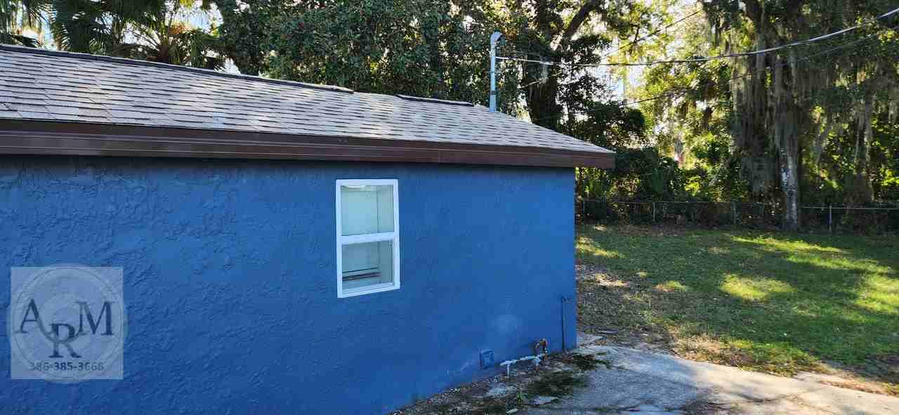 1204 S 18th St - Photo 4 of 20