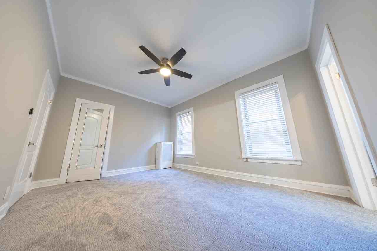 6846 S Paxton Ave #2 - Photo 5 of 19