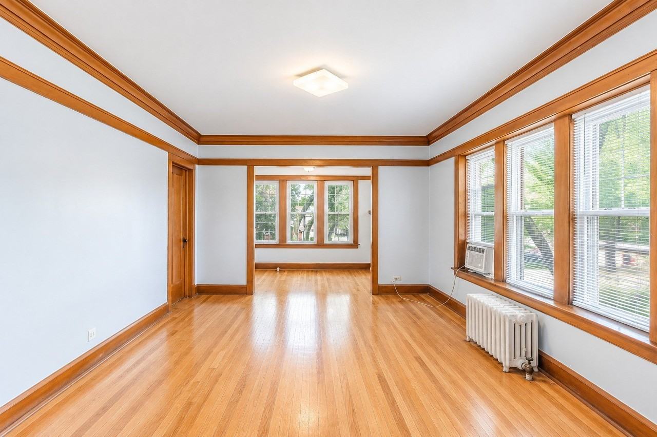 2950 N Lavergne Ave #2 - Photo 4 of 10
