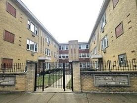 3201 W Berwyn Ave #1S - Photo 1 of 1