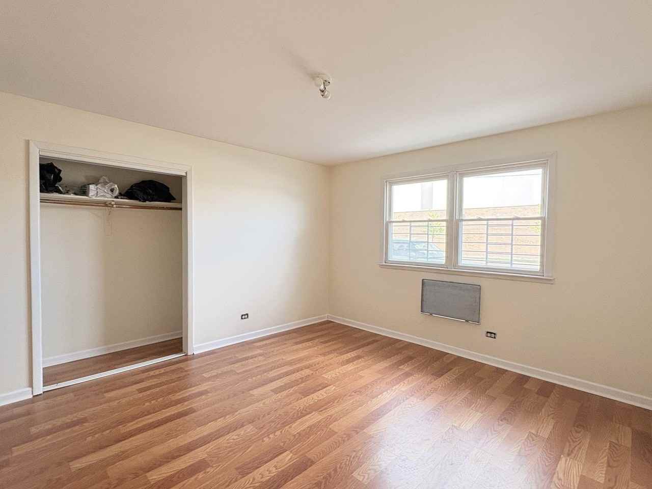 3201 W Berwyn Ave #1S - Photo 2 of 10