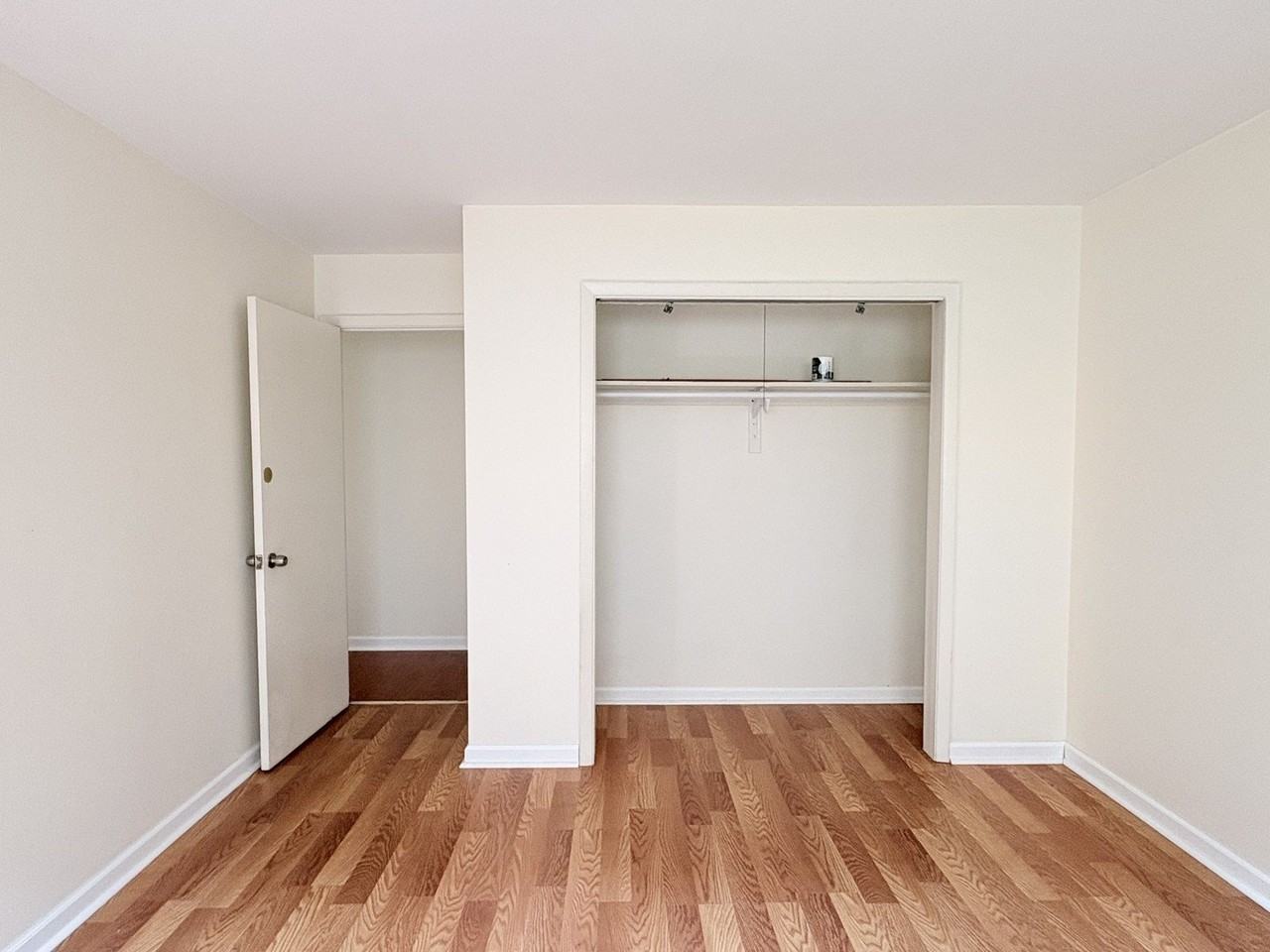 3201 W Berwyn Ave #1S - Photo 3 of 10