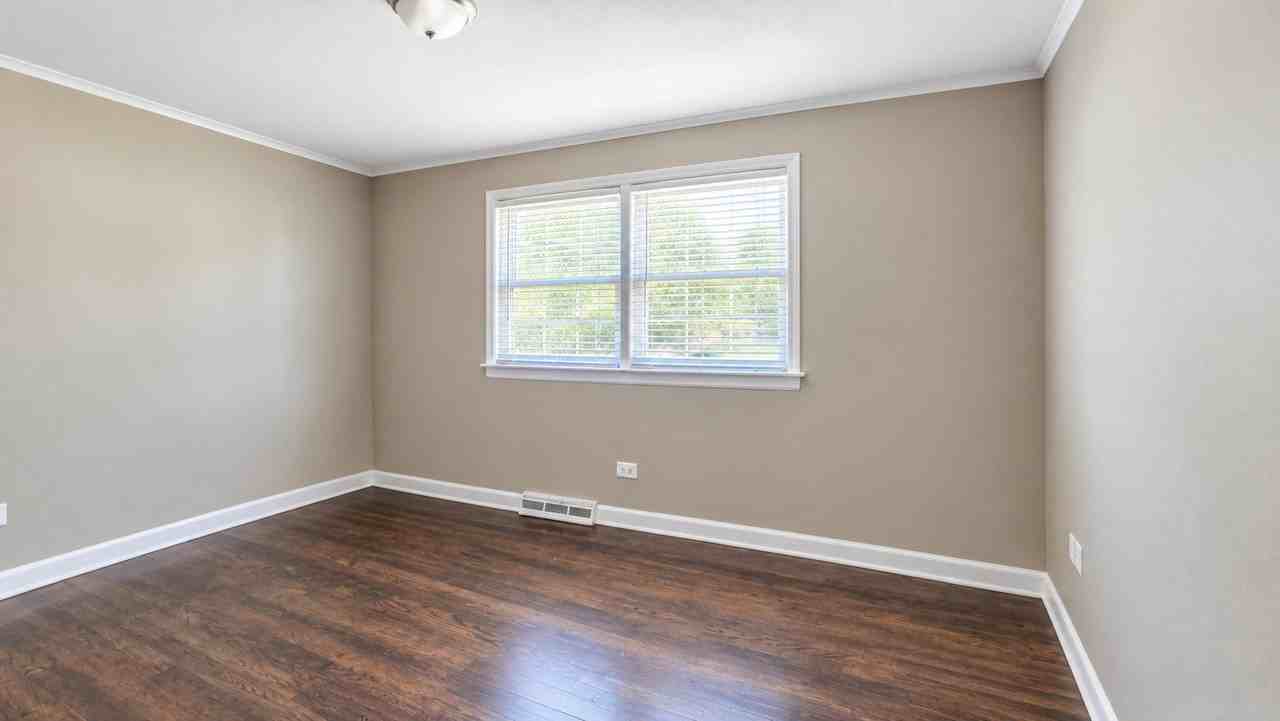 14444 Ellis Ave - Photo 4 of 8