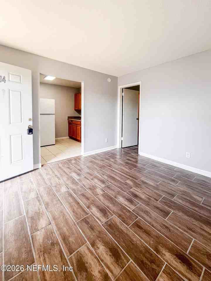 1122 Woodruff Ave #14 - Photo 4 of 16