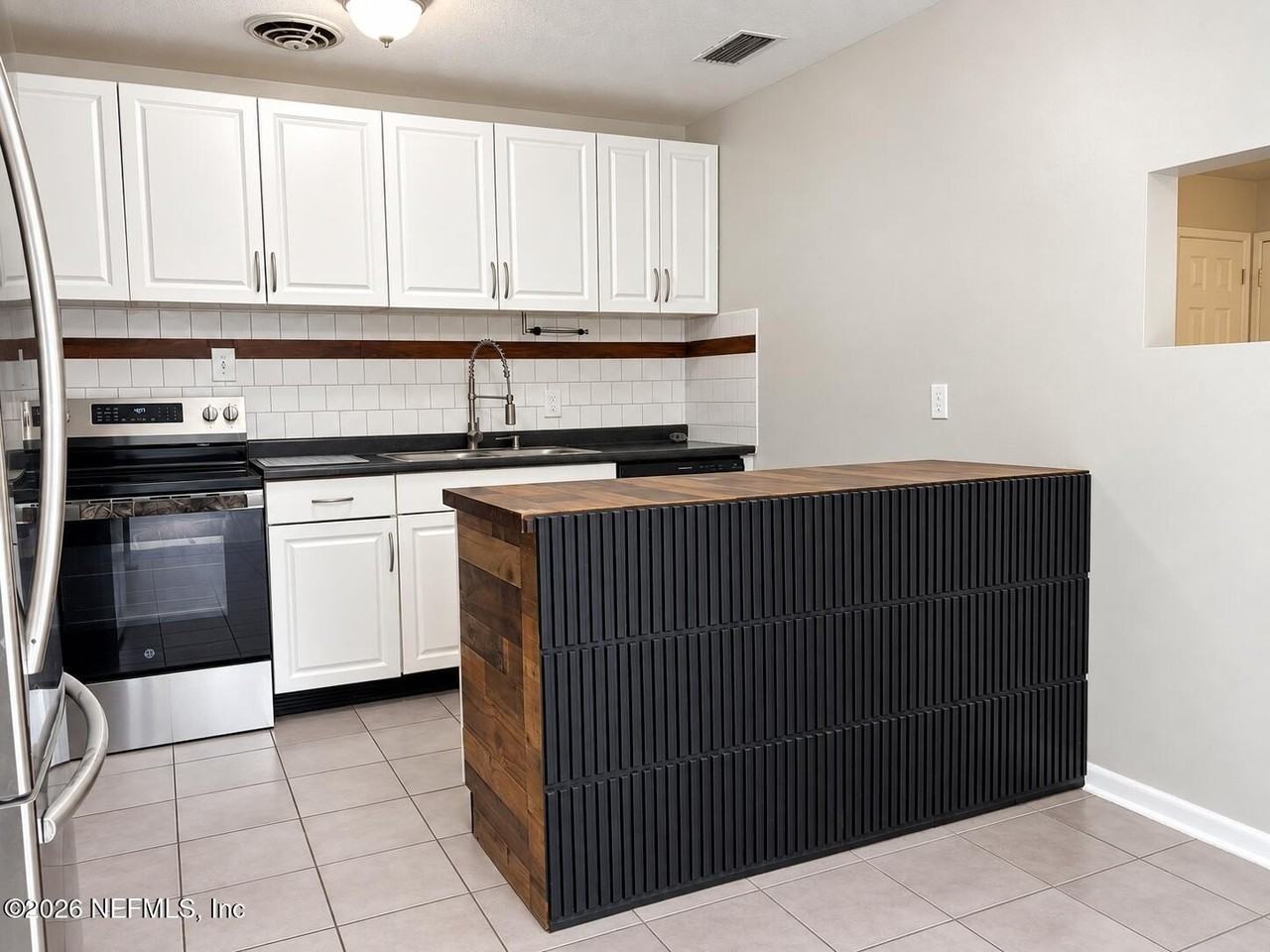 6731 Mopsy Ln - Photo 6 of 20