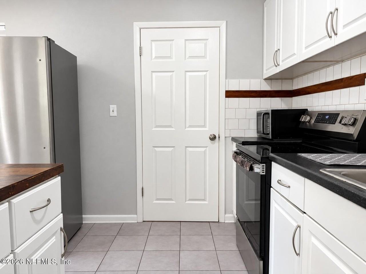 6731 Mopsy Ln - Photo 7 of 20