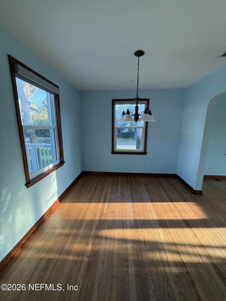 1096 E Coast Dr - Photo 6 of 18