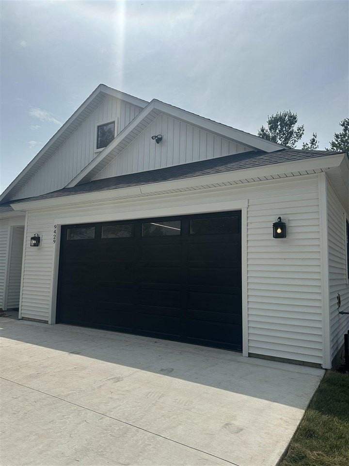 9429B Windeberry Dr - Photo 2 of 39