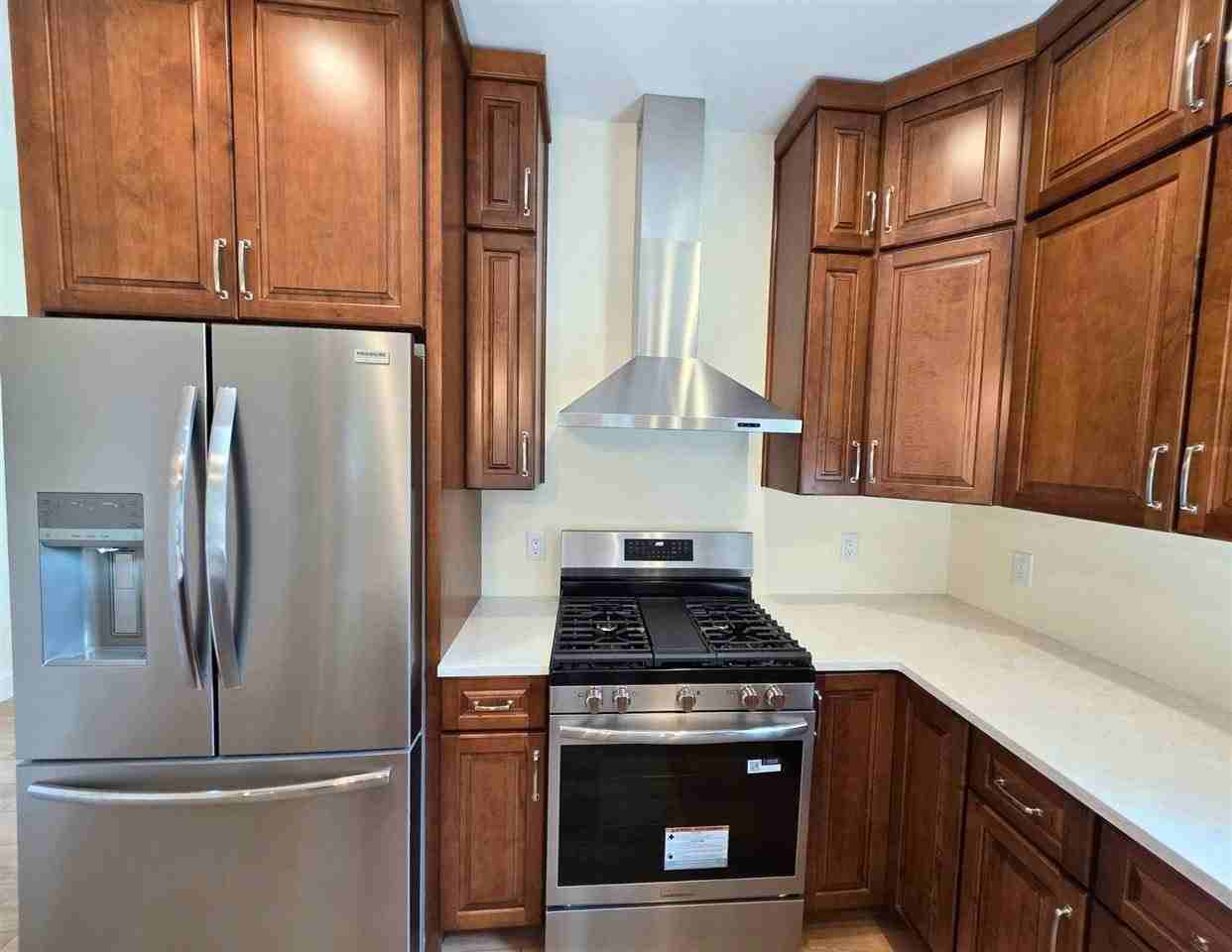 9429B Windeberry Dr - Photo 4 of 39