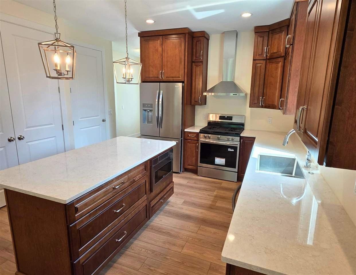 9429B Windeberry Dr - Photo 5 of 39