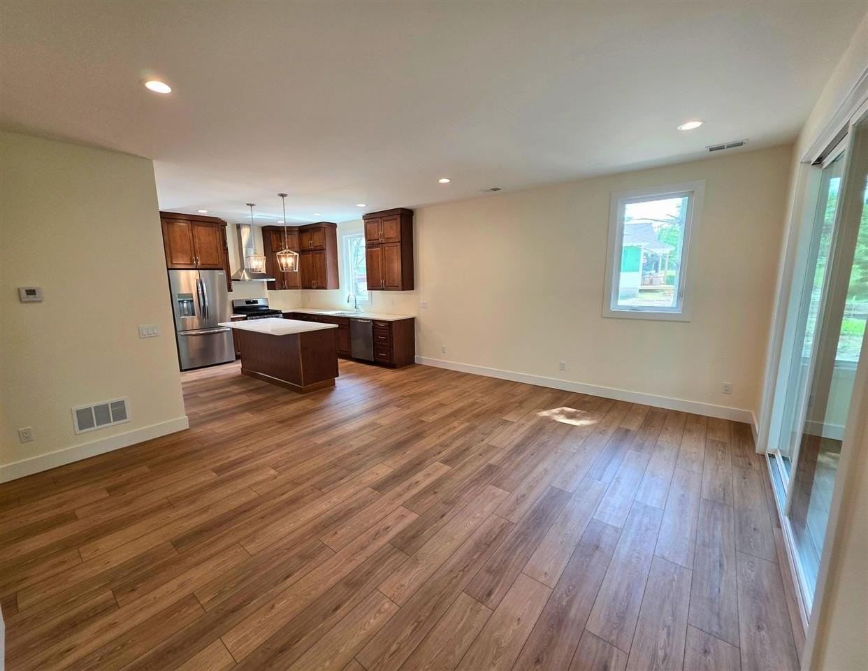 9429B Windeberry Dr - Photo 6 of 39