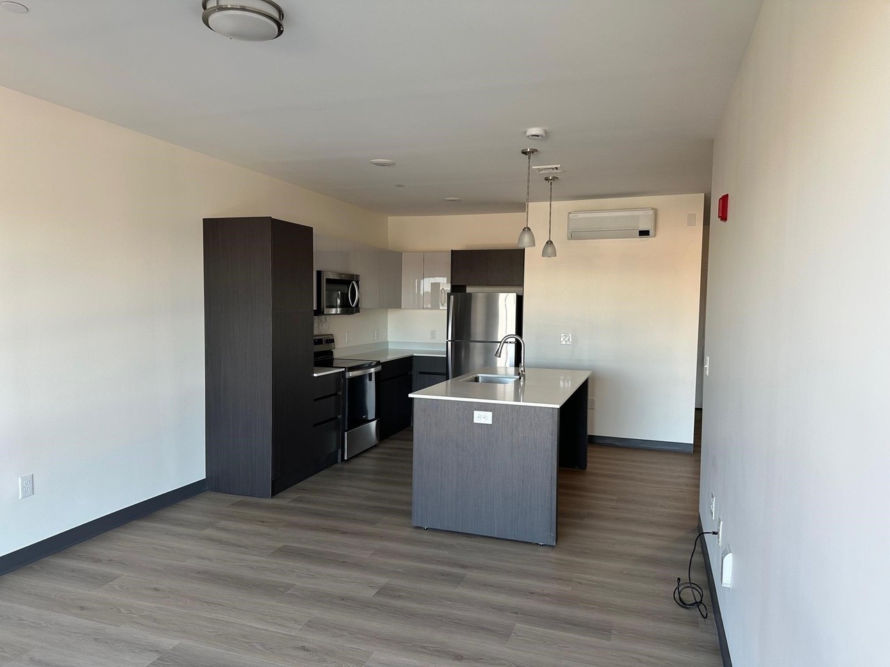 55 N Main St #202 - Photo 7 of 18