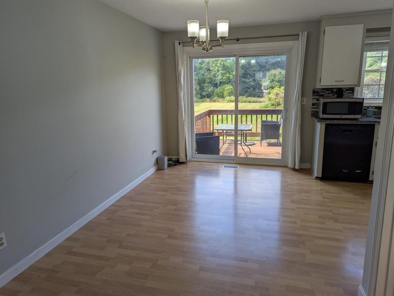 160 Winterwood Dr - Photo 5 of 20