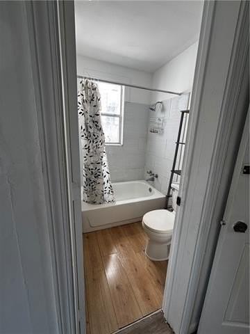 2326 Spain St - Photo 6 of 9