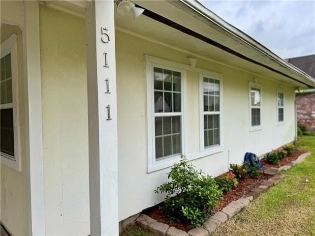 5111 Piety Dr - Photo 4 of 32