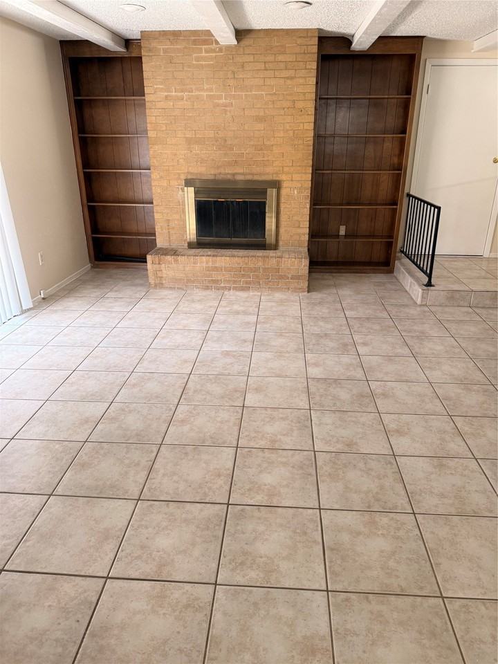 4113 Altamesa Blvd - Photo 7 of 27