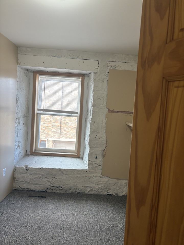 314 Shelden Ave Ste 2b #2B - Photo 6 of 9